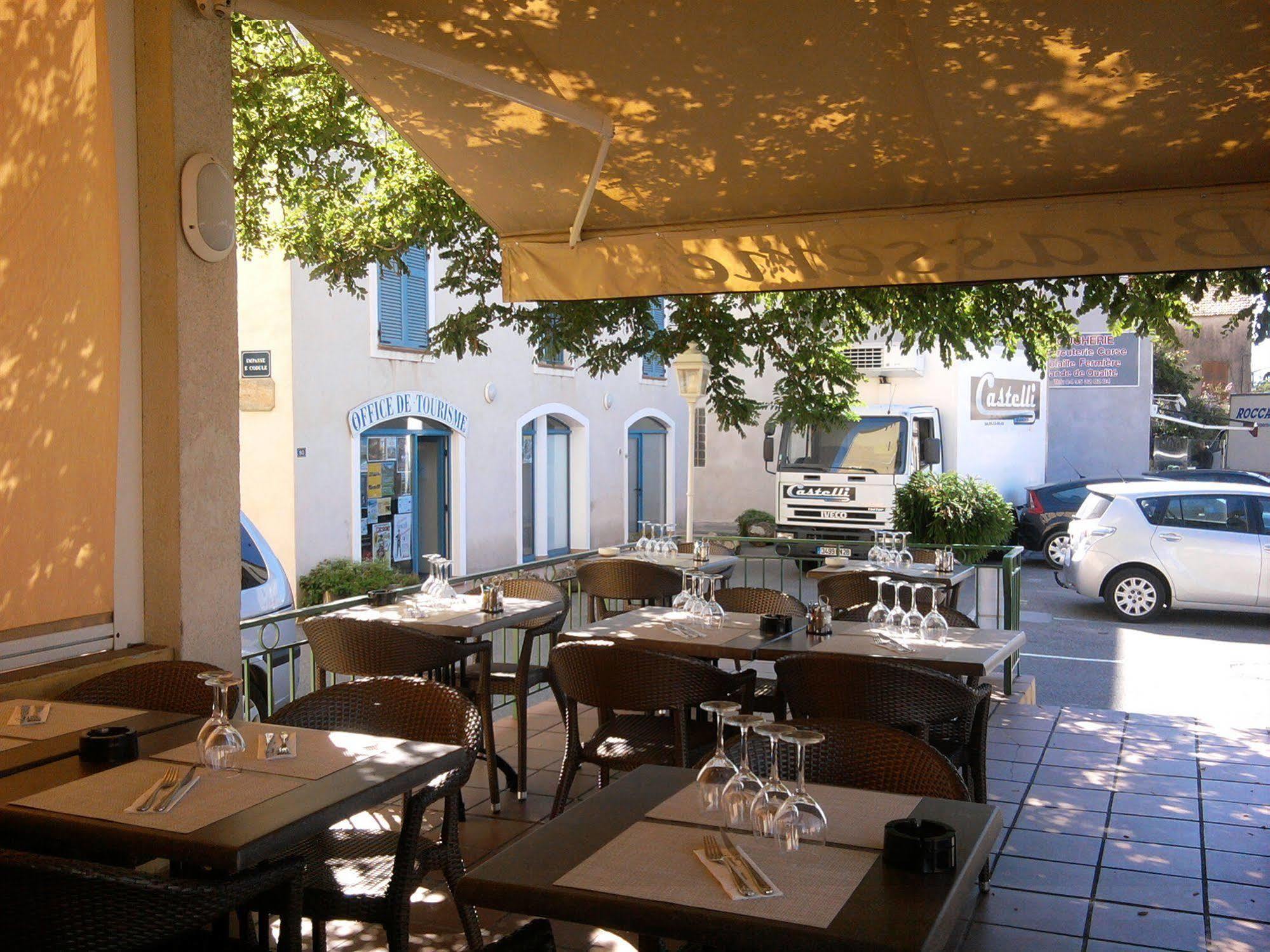Hôtel Restaurant Atrachjata Adonis Aléria Esterno foto